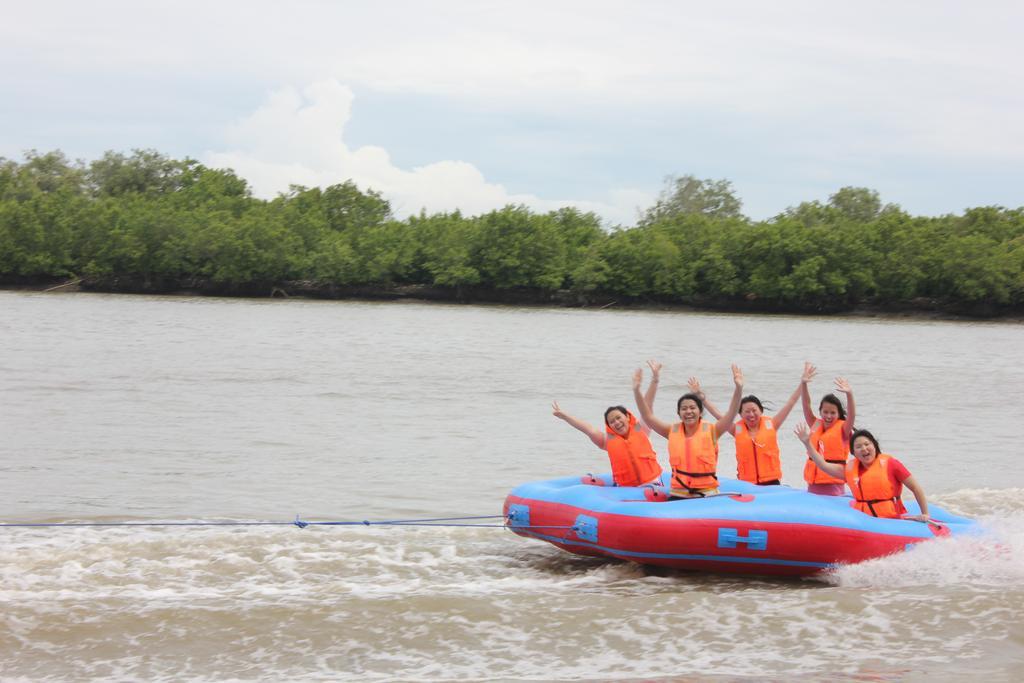 Siba Island Resort Medan Exterior photo